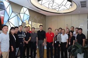 欢迎宜春市团委书记、商会及青企等一行领导莅临新澳彩（中国）人力新澳彩指导