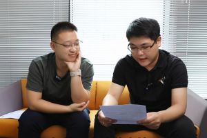 新澳彩（中国）人力资源HR点评：年薪百万的简历